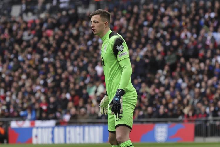 英媒：曼城准备2500万欧报价本菲卡门将特鲁宾，已开始谈判